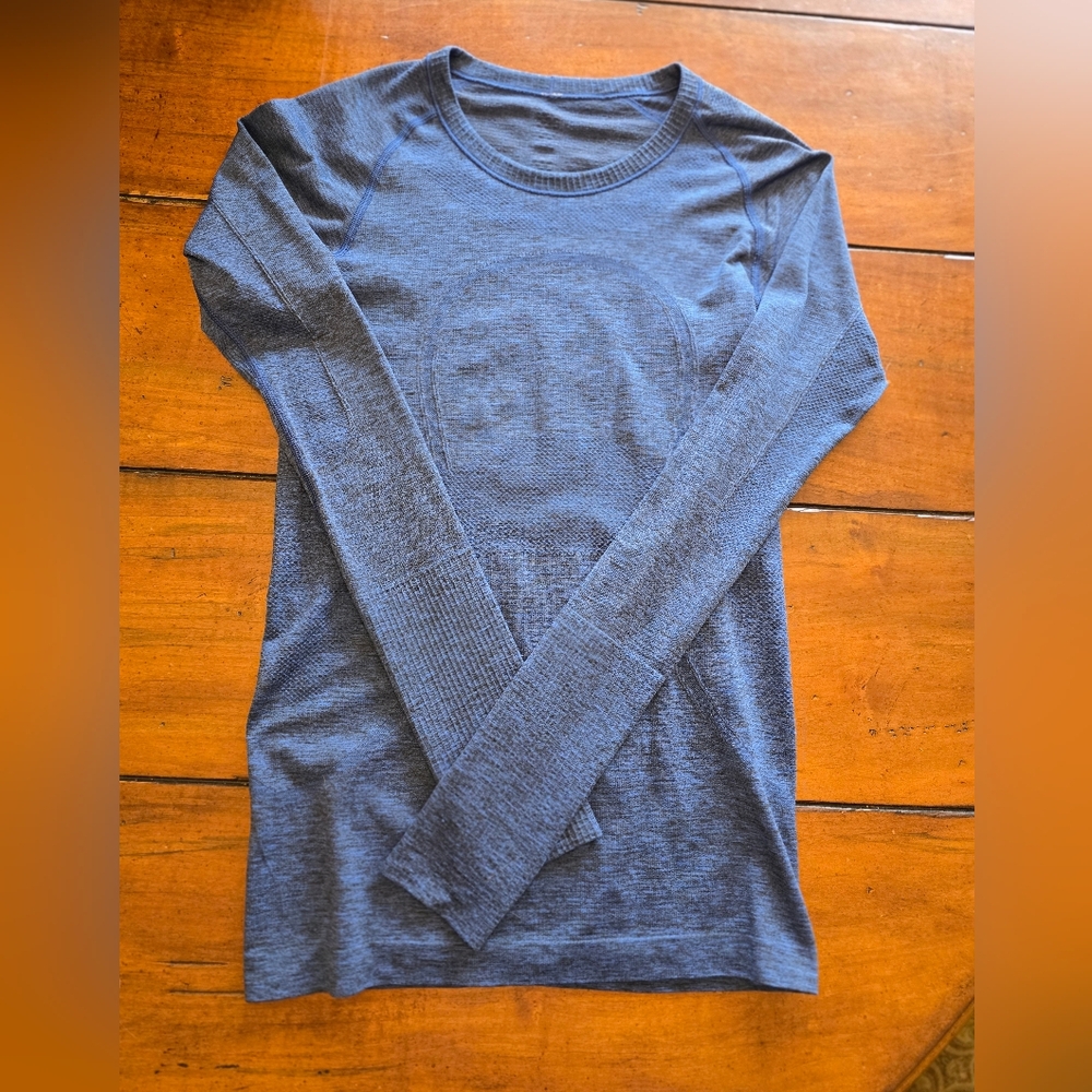 lululemon athletica Blue Long Sleeve Tee